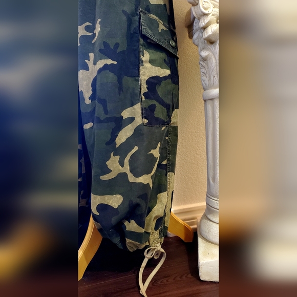 Free People Camo Utility Cargo Balloon Drawstring Pants 12 - Picture 4 of 6